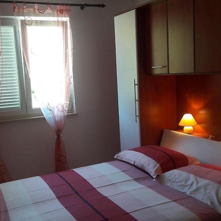Apartman Barbat-Za Cijelu Obitelj Barbat na Rabu Екстериор снимка
