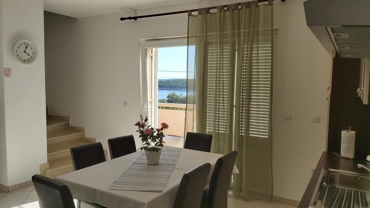 Apartman Barbat-Za Cijelu Obitelj Barbat na Rabu Екстериор снимка