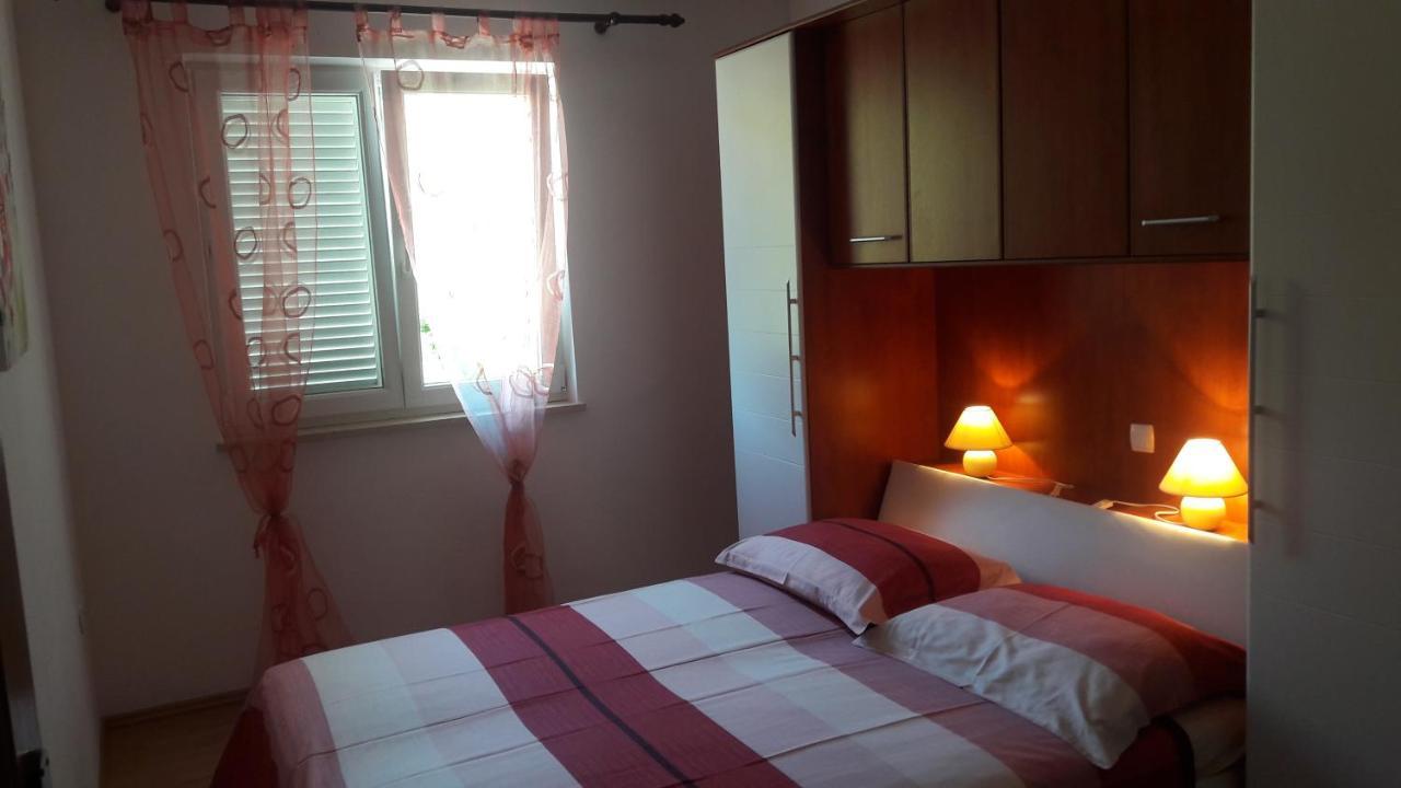 Apartman Barbat-Za Cijelu Obitelj Barbat na Rabu Екстериор снимка